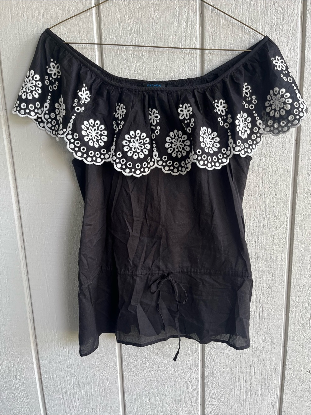 Escada‎ Sport Vintage Y2K Cotton Eyelet Off the Shoulder Top in Black Size 38